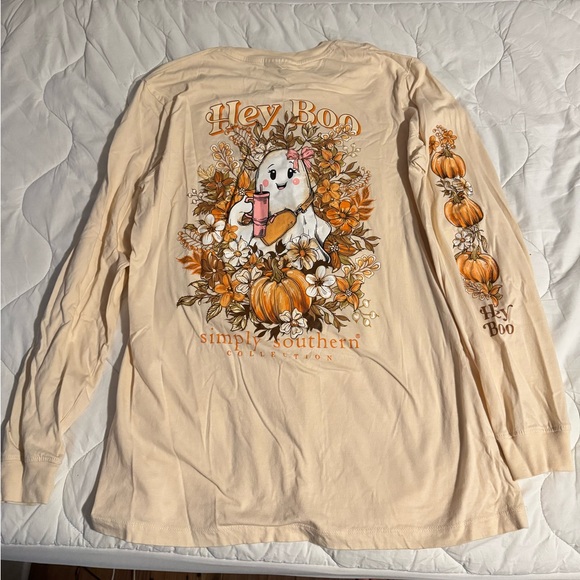 NWOT size women’s Medium long sleeve Simply Southern Stanley Ghost shirt - Picture 1 of 3